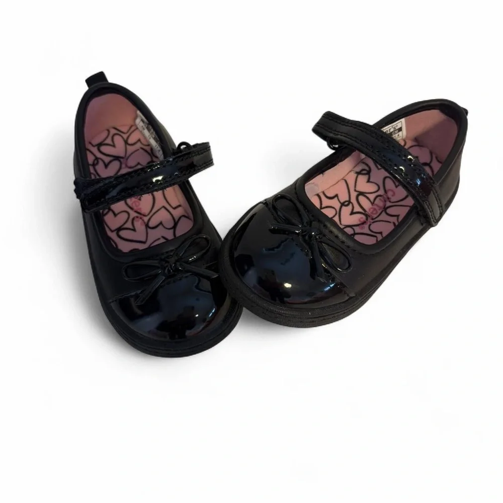 Carter's Aggie Toddler Girls' Mary Jane Black patent Flats 4m